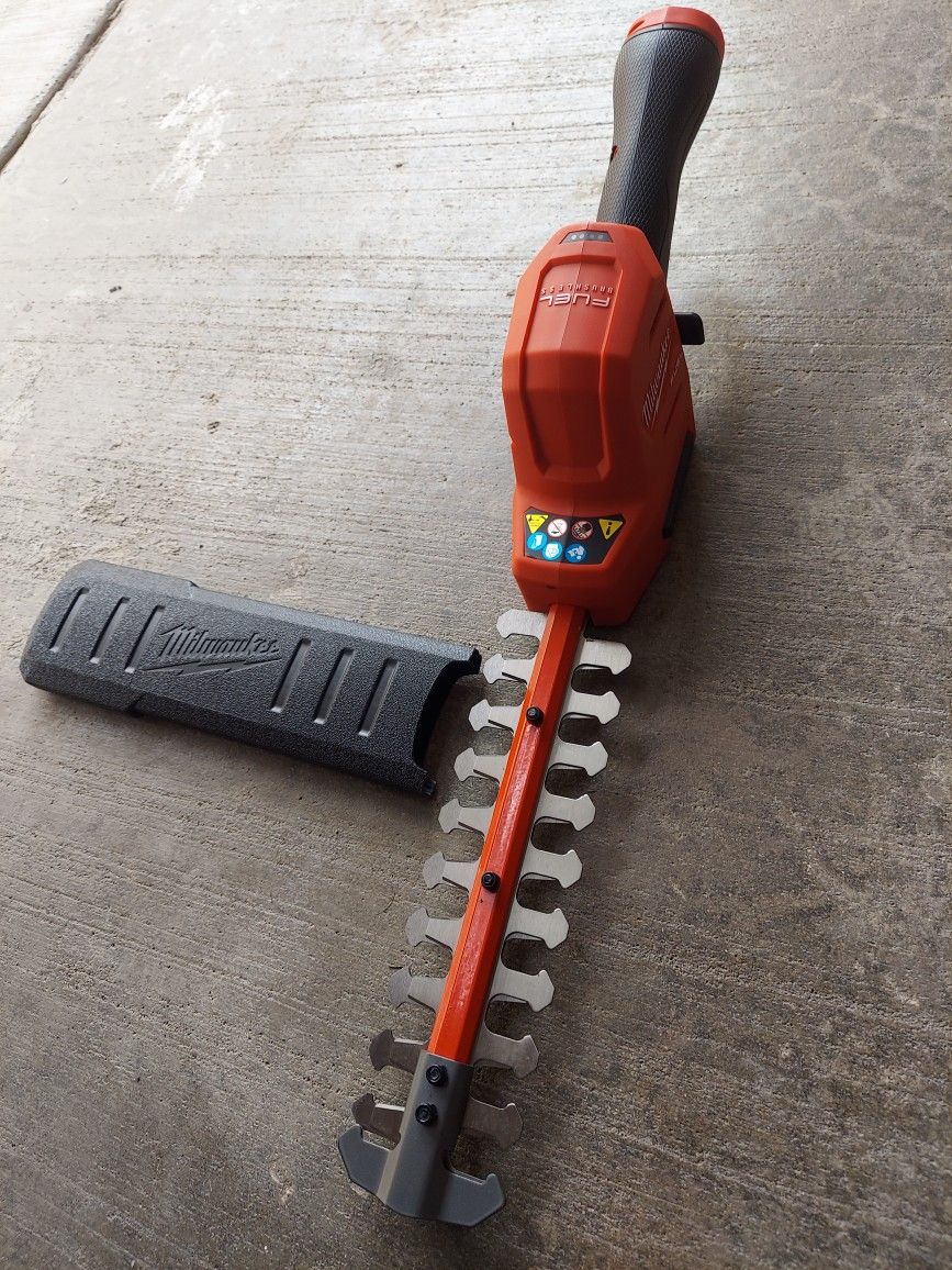 New Milwaukee FUEL M12 Hedge Trimmer - Tool Only