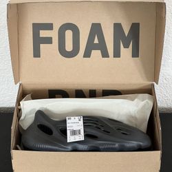 Adidas Yeezy Foam RNR Onyx (Size 10 In Men)