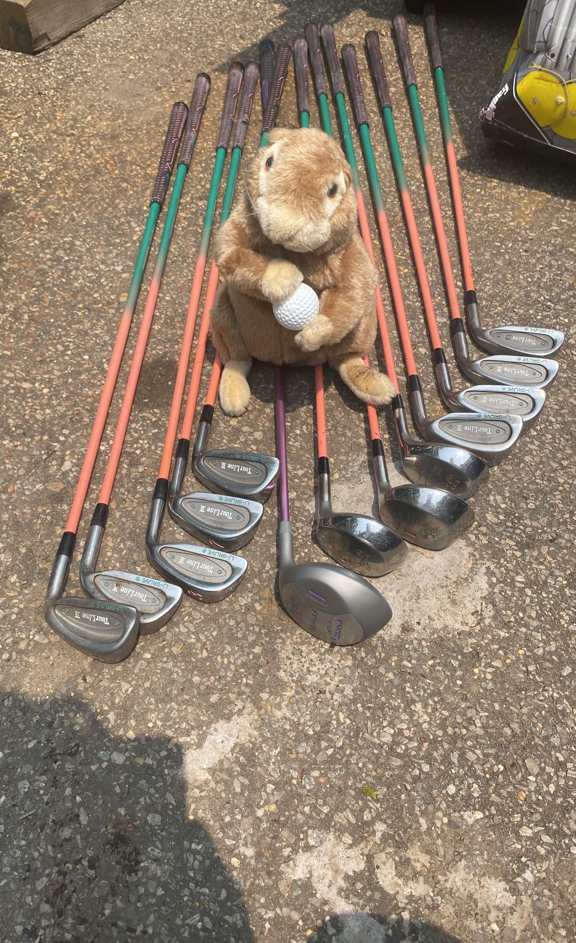 Tour Line Lefty Lady Golf Clubs