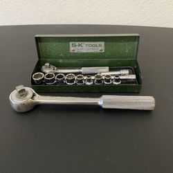 Vintage S-K Ratchet Set