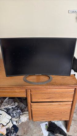 Curve Gaming Screen