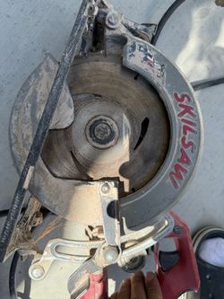 Skilsaw Miter Saw