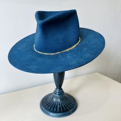 Custom-Made Emerald Blue Felt Hat with Van Gogh Silk Lining – Size 57