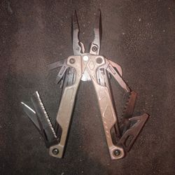 Leatherman OHT