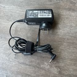 Leader Electronics Acer 19V 40W AC Power Adapter IU40-11190-011S