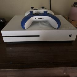 Xbox One S 