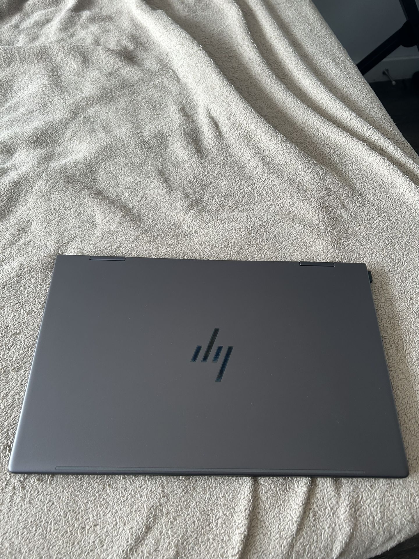HP ENVY 2-1 Laptop