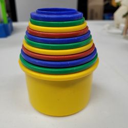 Complete set of 12 Stacking/ Nesting
CupsVintage Discovery Toys made in
1984Number stickers on outside
$10