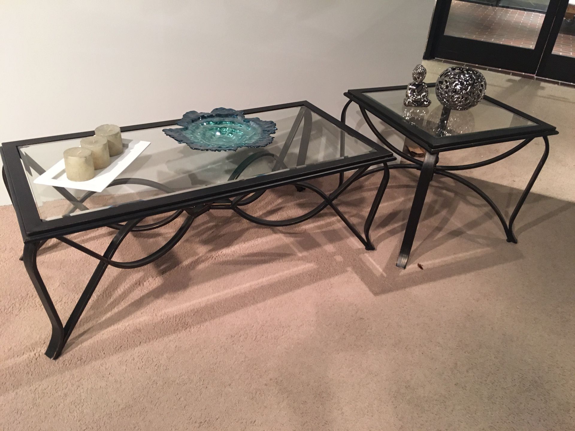 New coffee table with one end table showroom sample