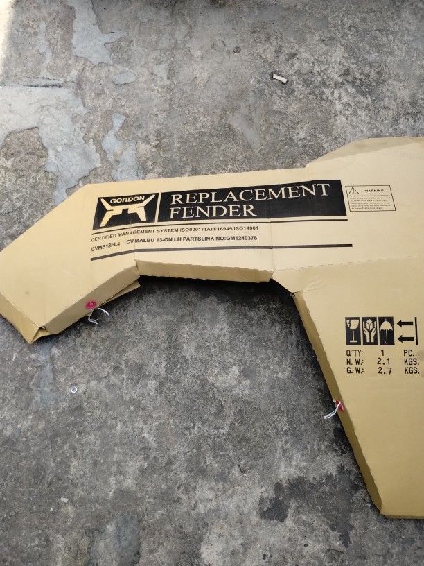 2013  -2018 Chevy Malibu Left Fender New In The Box 