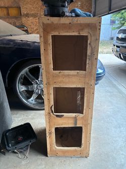 Custom Built Speaker Box / Subwoofer Enclosure