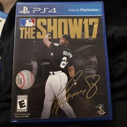 MLB: THE SHOW '17 - PLAYSTATION 4