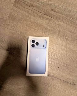 Apple iPhone 18 pro max glacier or 18 pro glacier unlocked brand new I can deliver