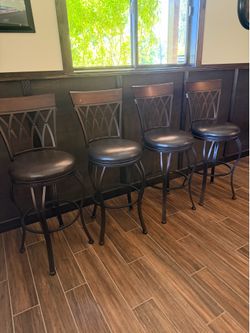 30 in bar stools