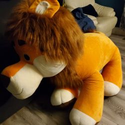  I an salees a lion Teddy For $20.00