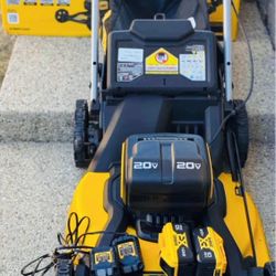 DEWALT 20V MAX 21 in. Brushless Cordless Battery Powered Push Lawn Mower Kit with (2) 10 Ah Batterie &charger