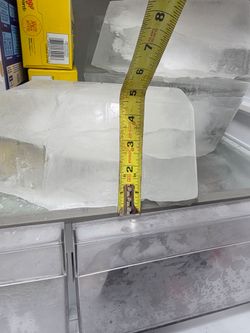 8 9x4x5 blocks of ice