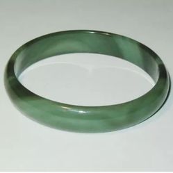 Jade bangle 65mm
