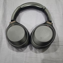 Sony WH-1000MX4 Headphones