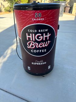 Cold brew refrigerator