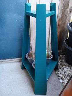 Plant Stand 