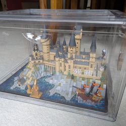 Lego Harry Potter Hogwarts Castle & Grounds 