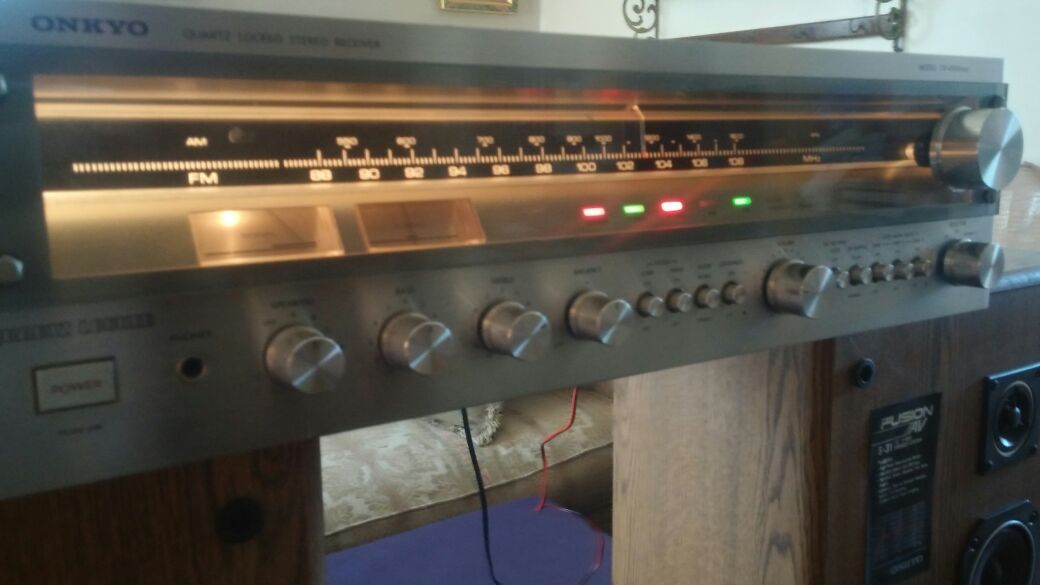Near Mint Onkyo TX4500 MK11 With Onkyo Vintage Speakers Perfect condition