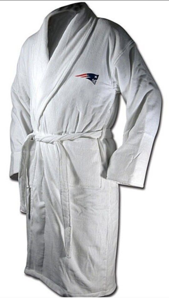 Bathrobes
New England Patriots Team Robe
Size M