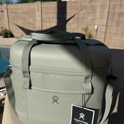 Hydro flask Soft Cooler 20L