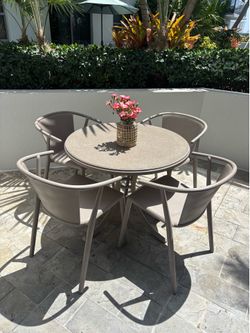 Designer Outdoor Patio Dining Set – Resol Steely Chairs + Round Table