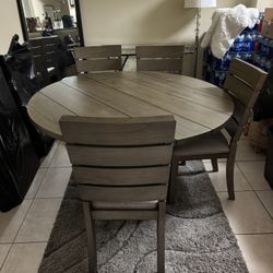 Dinning Room Table