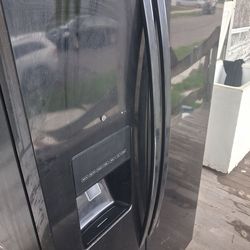 Kenmore Black upright fridge