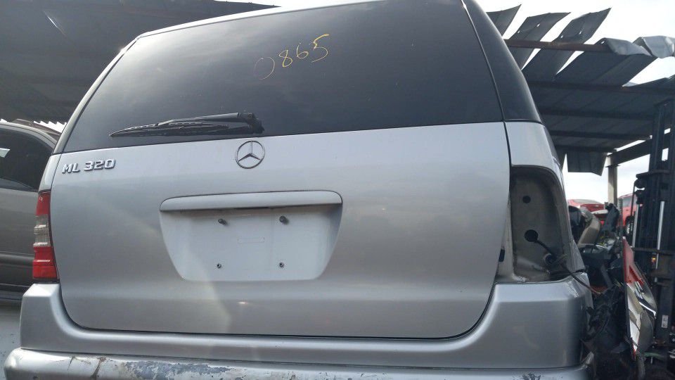 I Have A Tailgate For A 1999 Mercedes-Benz ML320