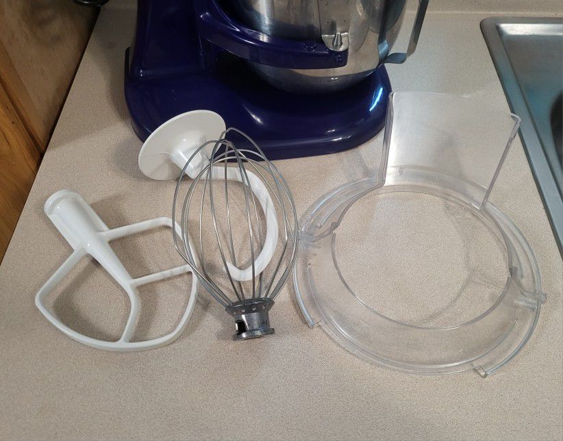 KitchenAid Spiralizer Attachment With Peel, Core And Slice KSM1APC for Sale  in Tempe, AZ - OfferUp