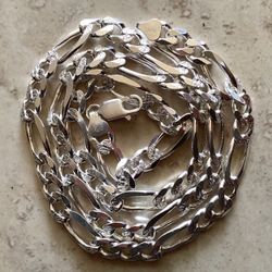 BEAUTIFUL SILVER CHAIN 26 “FIGARO DIAMOND CUT NEW 63 GRAMS 