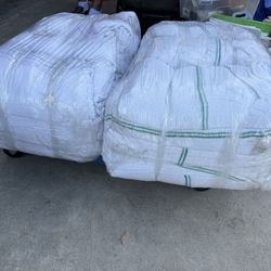 Restaurant Kitchen Towels (200 Per Bundle. I Have 2 Bundles)