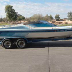 1987 Eliminator 21ft boat