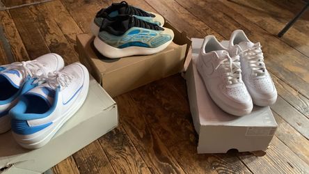 All 3 together for 85$ no shorts size 11 will meet