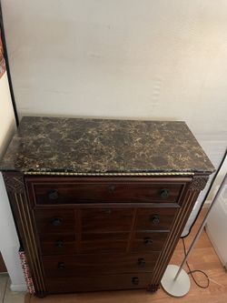 2 Dresser Set 