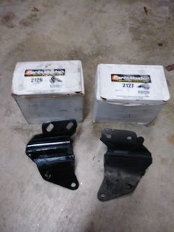 Motor mounts 235 engine