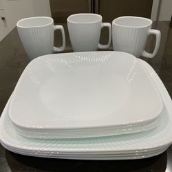 Corelli cups and dishes