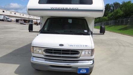 2000 WINNEBAGO MINNIE SERIES