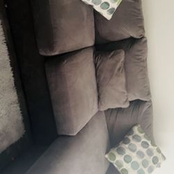 Moving Everything Must Go!!  Please Read B4 Contacting Me!