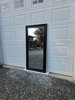 Wall mirror