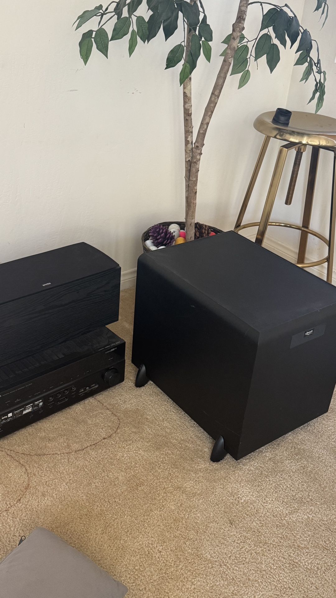 Subwoofer/ Receiver/ Speaker