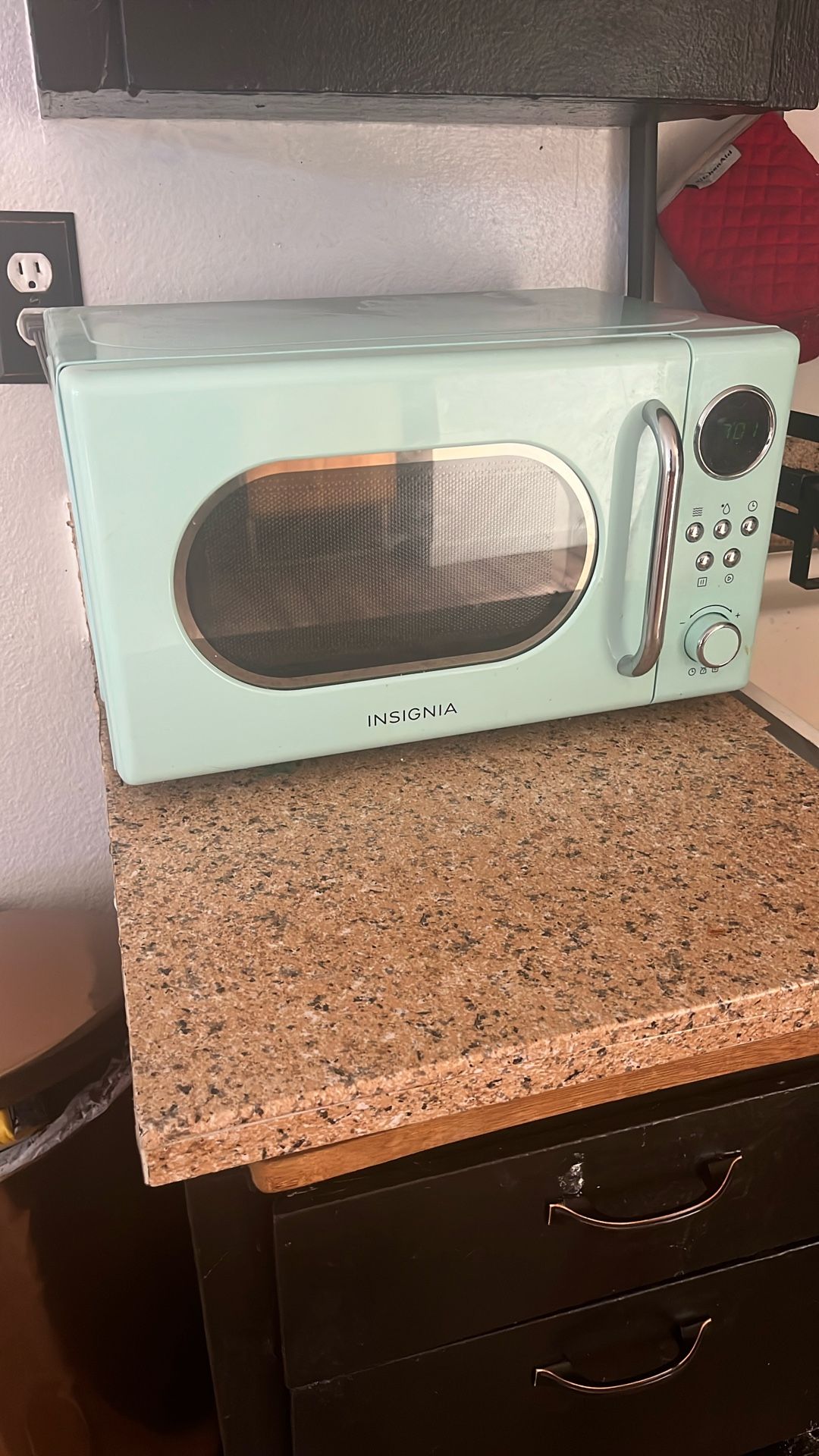Insignia Teal Microwave
