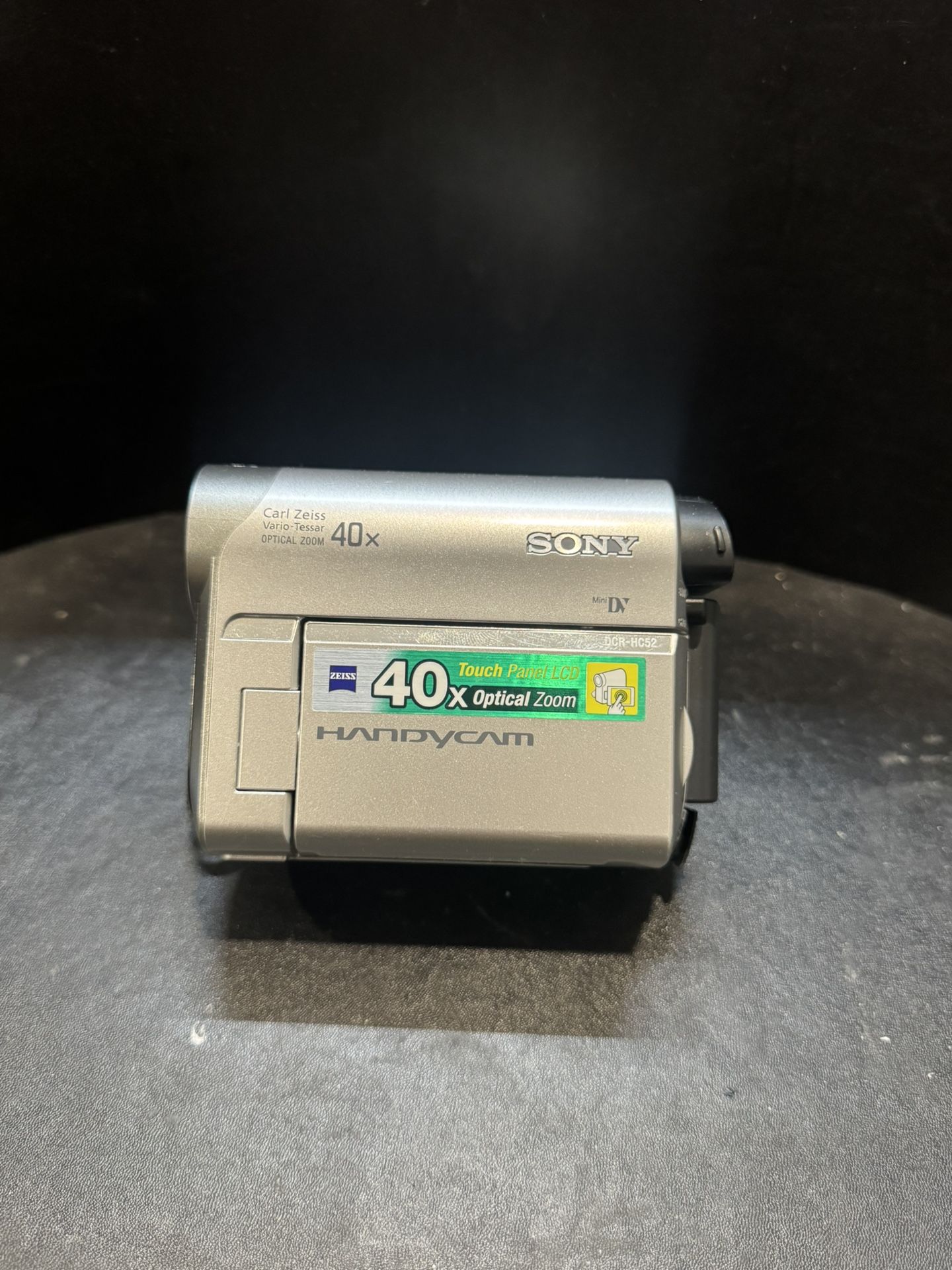 Sony DCR-HC52 MiniDV Handycam Camcorder