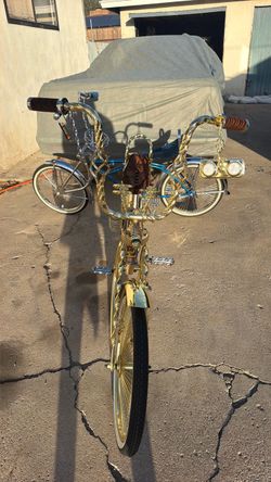 Low low bike padres colors