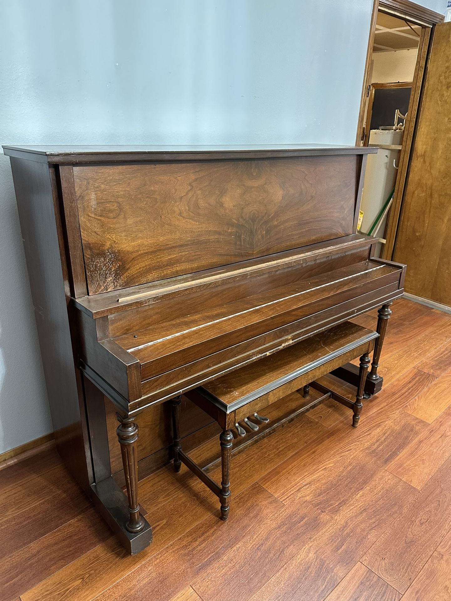 Free piano
