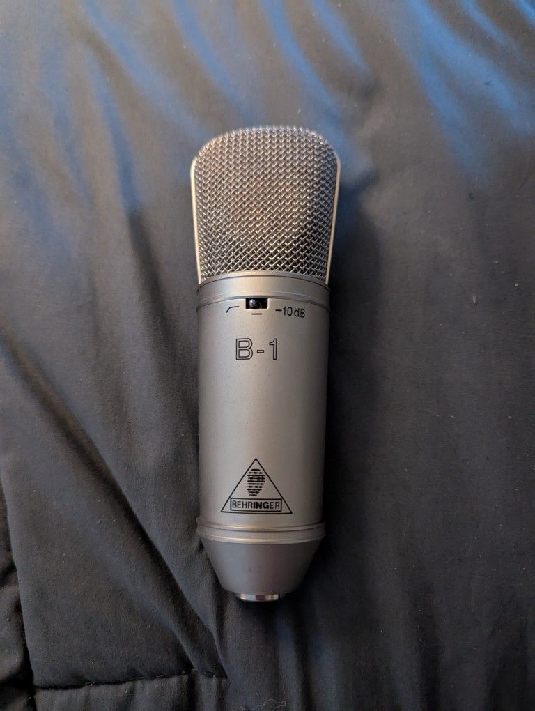 Behringer B-1 Condenser Microphone